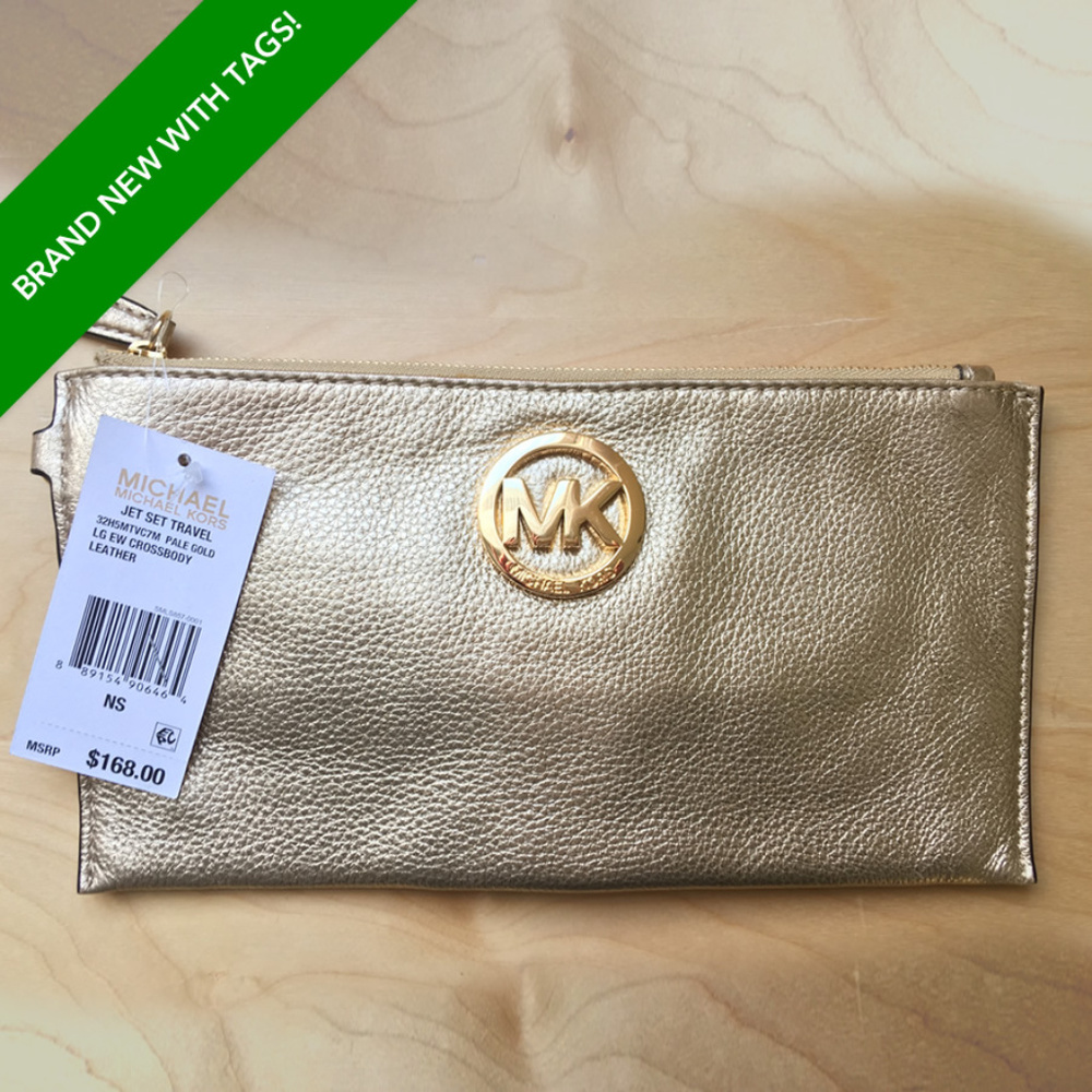 **NEW W TAGS** Michael Kors Signature Wristlet